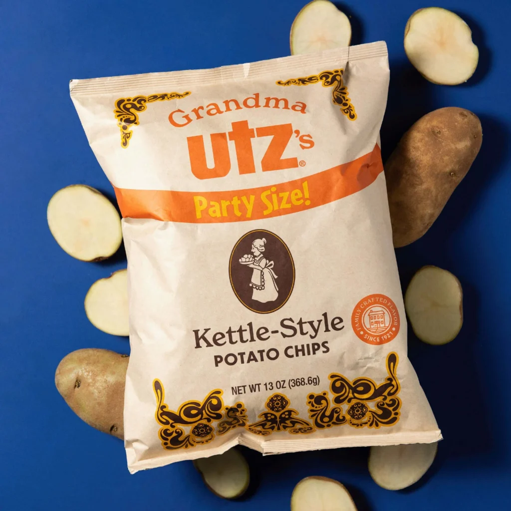 Utz Regular Kettle Chips, Family Size, 8 oz Bag
